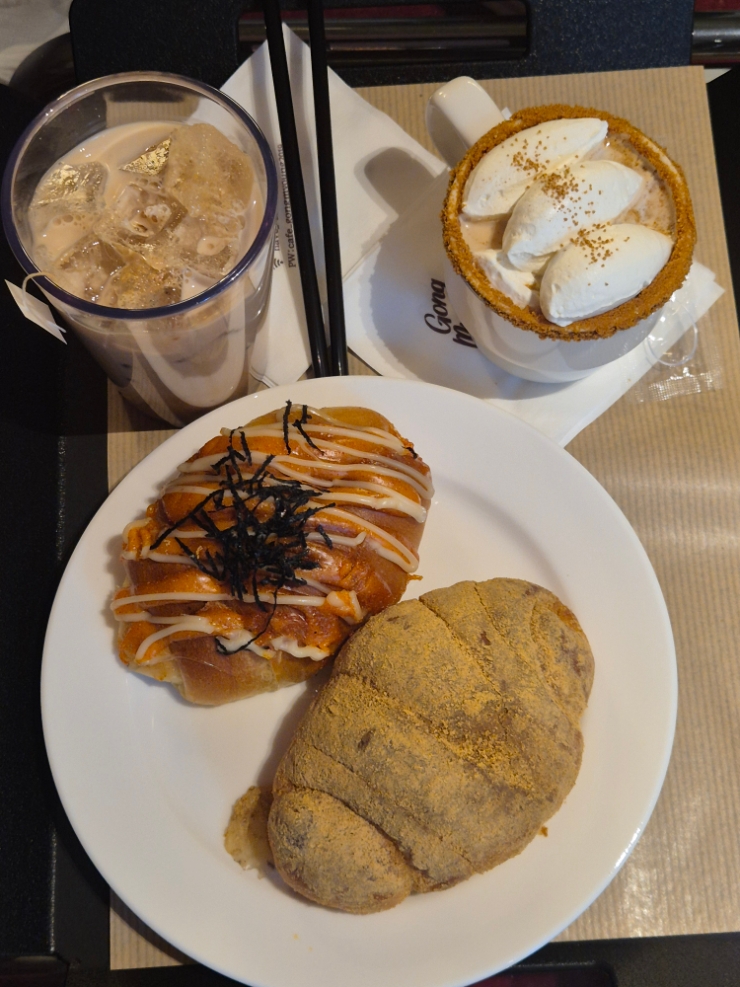 마곡베이커리 소금빵맛집, 사진찍기좋은 카페 공명 마곡책빵