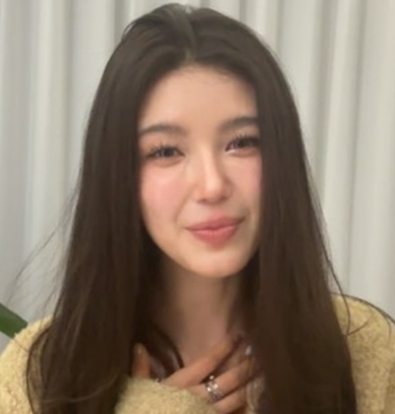 NewJeans Danielle雙重態度爭議，在事件發展中再次浮現的畫面