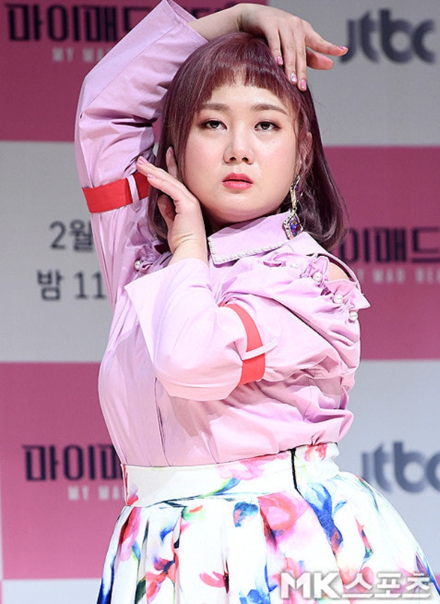   “미용실 원장도 거짓말쟁이?” 박나래 매니저의 멈추지 않는 폭로와 진실 공방의 서막