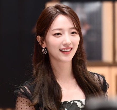 배우 표예진 프로필 출연작품 | 승무원에서 배우까지, 모범택시3 안고은의 주인공