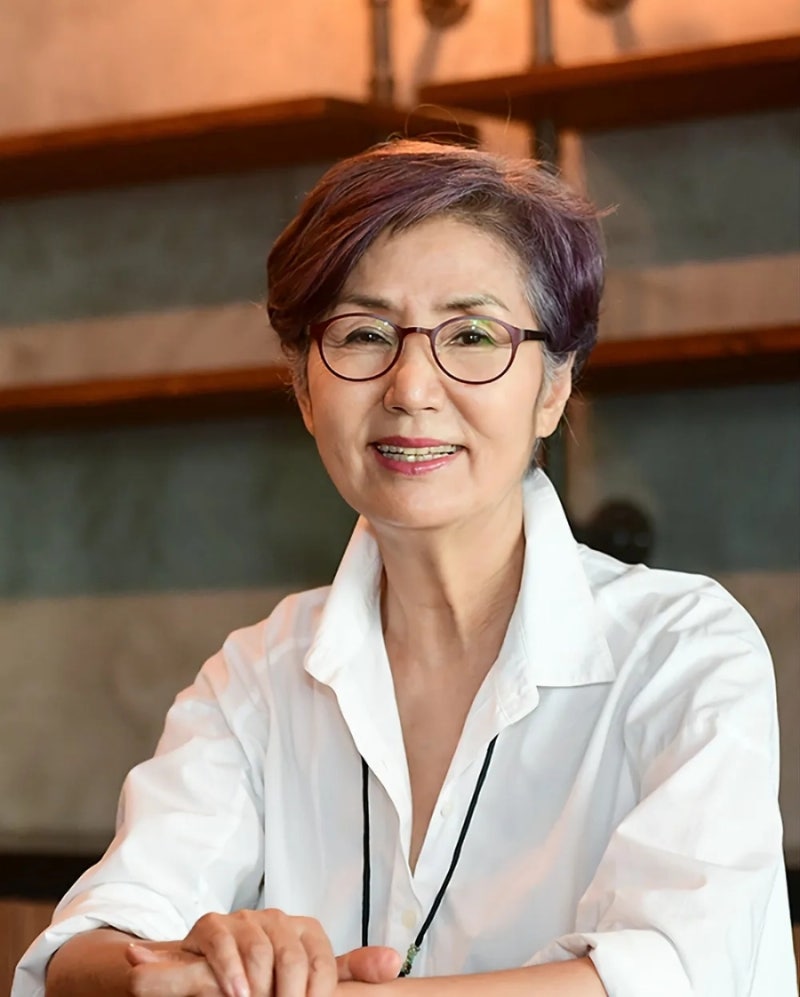 고은아 高銀兒 ｜ Ko Eun-ah[1] 본명 이경희 (Lee Kyung-hee) 출생 1946년 2월 16일 (79세) 경상남도 부산....