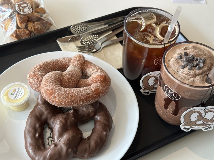  [또간집] 천안 두정동 대형카페 초코프레첼 맛집 벤베커