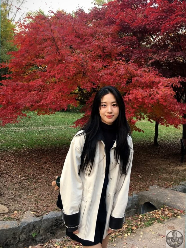  홍화연 여배우 코디, 가을 롱부츠 핏을 완성하는 레더 배색의 한 끗
