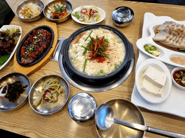  강문해변 맛집 정은숙초당순두부 명품밥상 아이와가볼만한곳