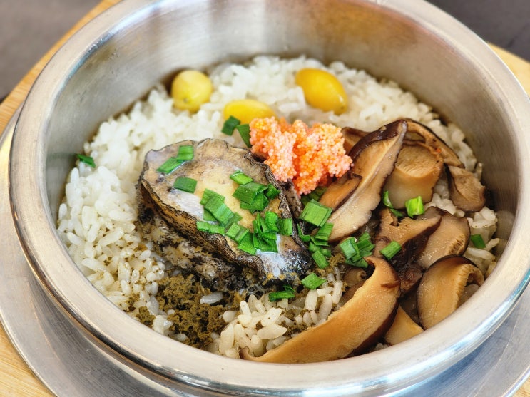  가평 아침고요수목원맛집 한정식소나무 본점 단체 모임 가족행사도 가능한 넓은 한정식집