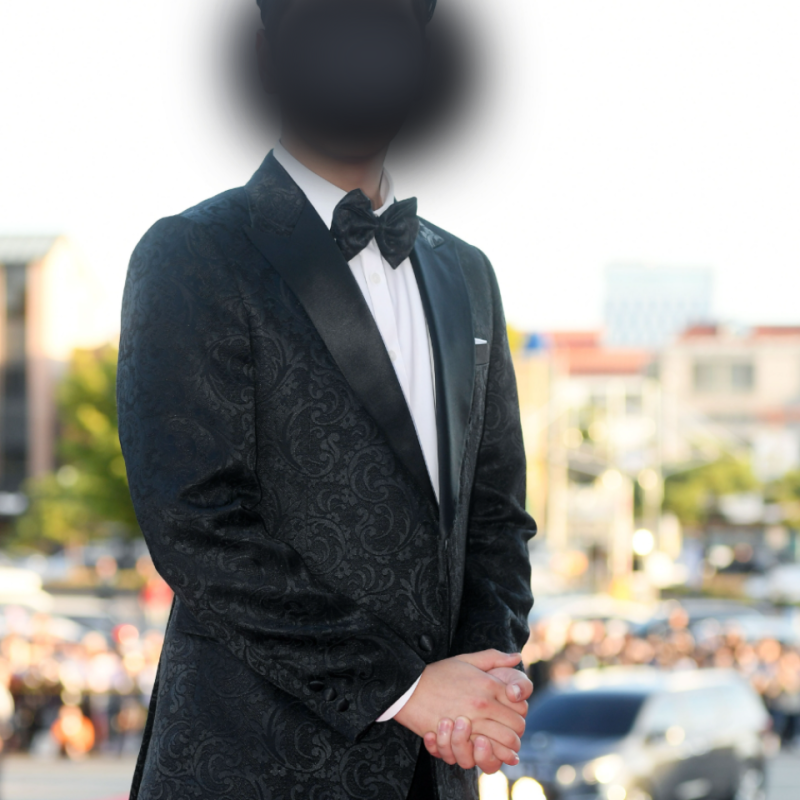 8살 연상 여자친구와 결혼해 딸까지 둔 남자 아이돌의 정체