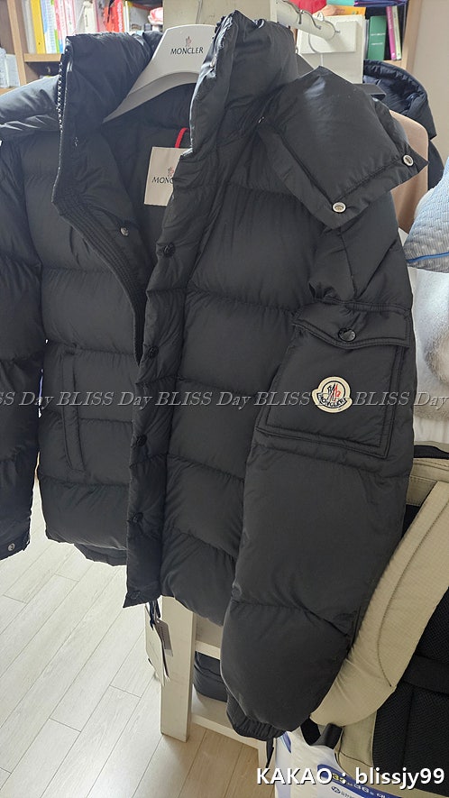 몽클레어 마야 70 패딩 블랙 후기
