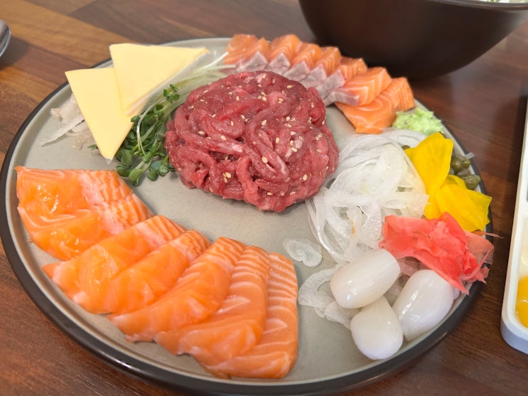  부평 연어덮밥 포장 육회비빔밥 배달 육회바른연어 부평역점