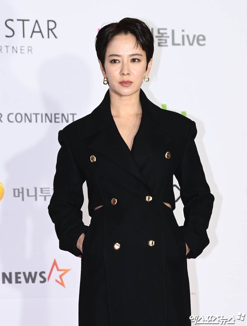“송지효 숏컷이 불러온 헤어 트렌드 변화”
