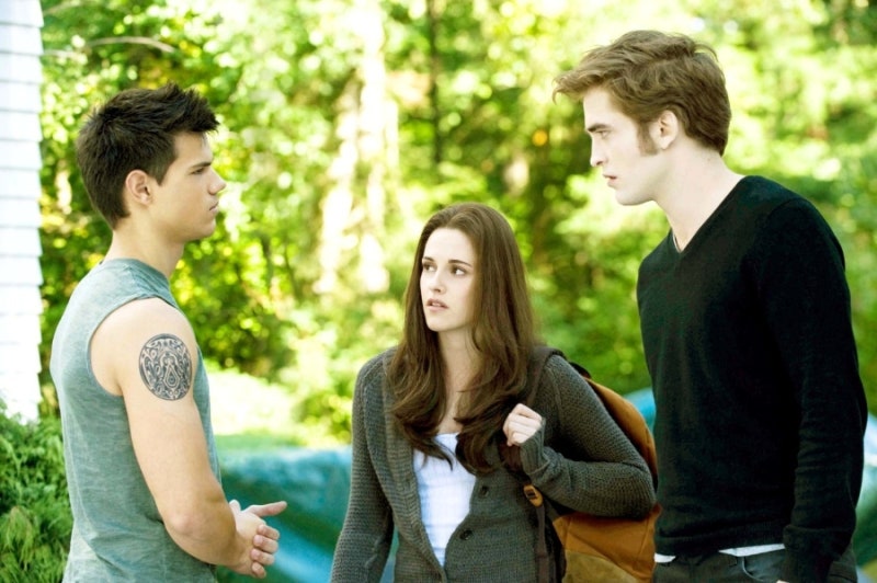 영화 〈트와일라잇: 이클립스〉(The Twilight Saga: Eclipse, 2010) 정보 줄거리 결말 리뷰 뱀파이어 ....