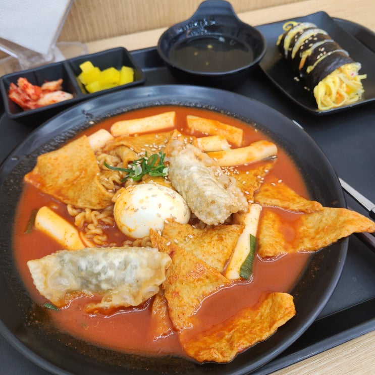  잠실역 혼밥하기 좋은 24시 영업하는 분식 맛집 '153구포국수 송파구청점'