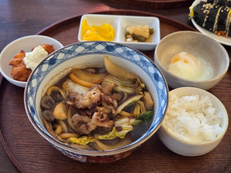  [무키] 혼밥 하기 좋은 구리 교문동 밥집 런치 메뉴 스키야키 정식, 김밥 후기