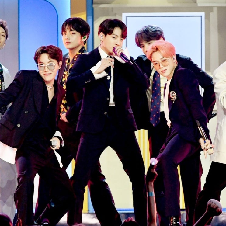  방탄소년단(BTS) 26-27 월드투어 일정 발표...34개 도시 79회+@로 시장 예상 초월