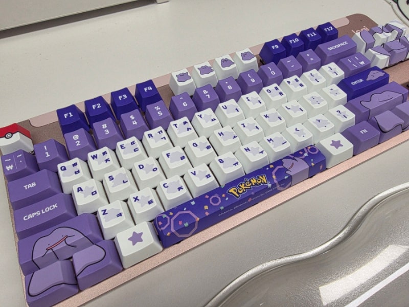 [키보드] 로지텍 K855 포켓몬 에디션 구매 후기 | 언박싱, 메타몽 키캡리뷰, 한정판, 로지텍 세....