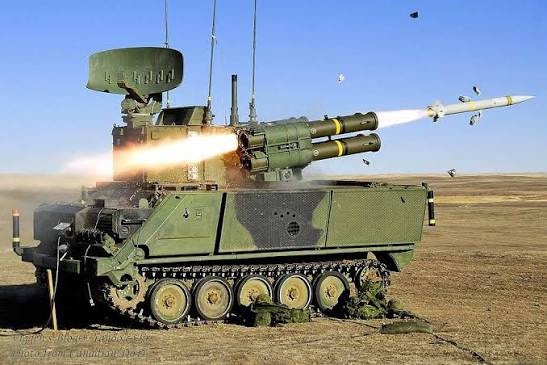 전장의 다재다능한 수호자: M113 ADATS의 탄생과 유산