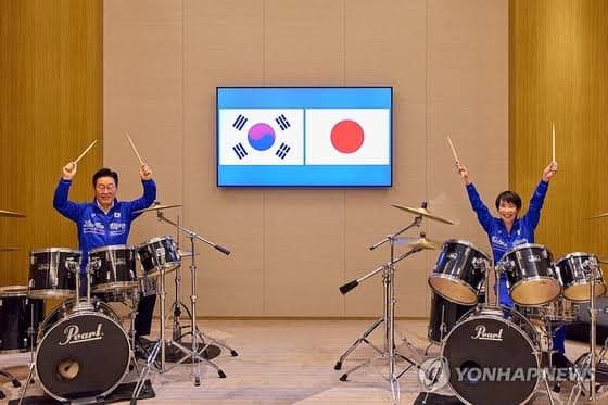 <b>윤석열</b> 대통령 사형 구형 이재명 다카이치는 드럼통 치고... 