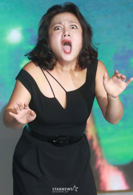   박나래, 해명이 부른 '자폭' 인터뷰? "월급 늦은 게 회식 탓" 황당 논란
