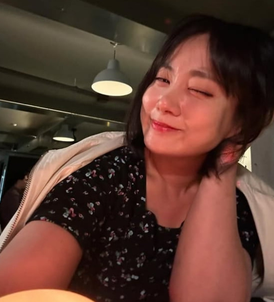   박나래 SNS 근황 포착! 동료들의 응원 물결 속 밝혀진 법인카드 진실?!