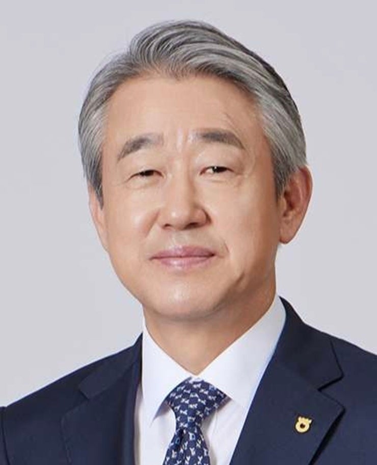 姜虎東農協中央會長3億韓元薪酬與套房爭議：農協倫理經營的真實面貌