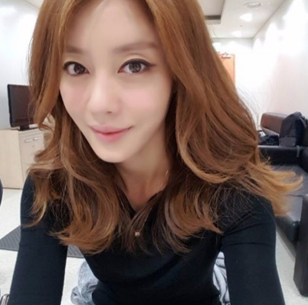 서류만 남은 결혼, 이지현은 처음부터 혼자였다