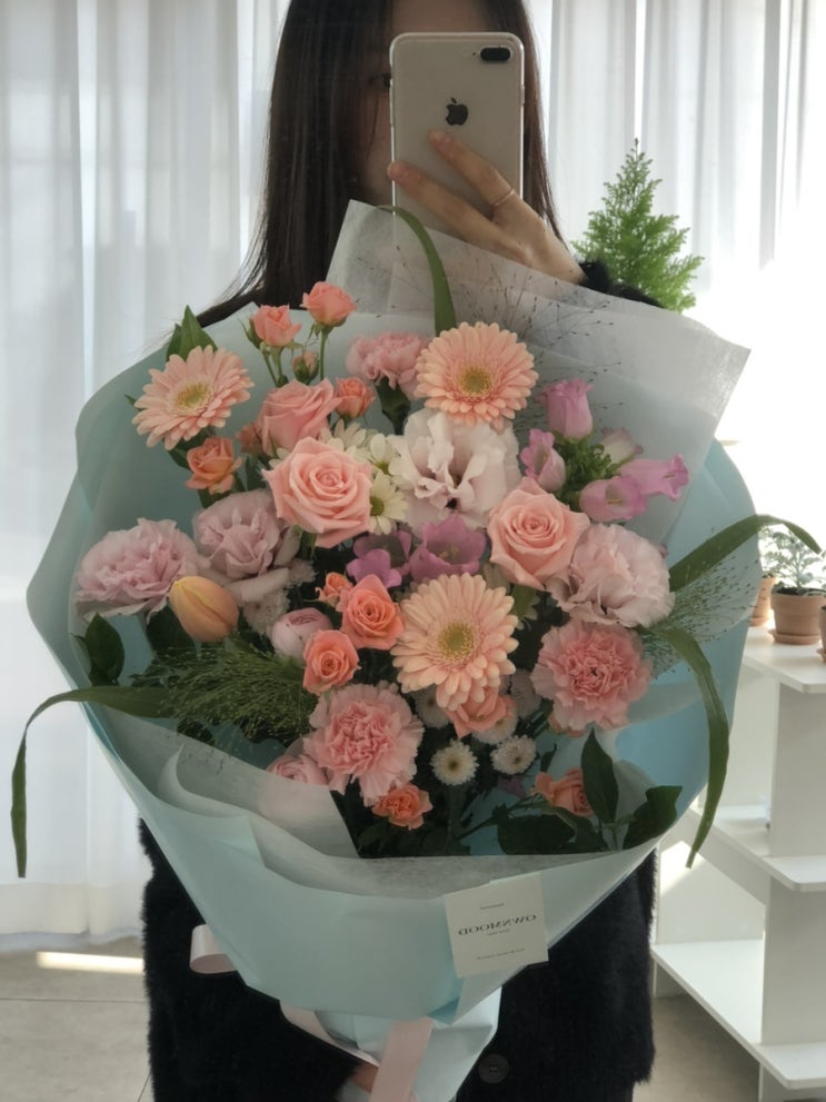  수원꽃집 수원환갑축하꽃다발 (수원축하꽃다발, 수원프러포즈꽃다발, 온무드플라워스튜디오)