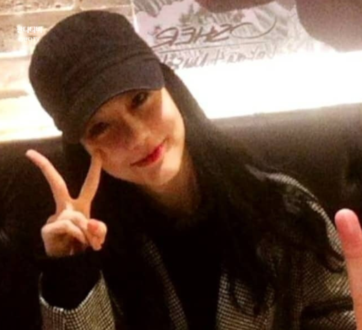  데뷔 전부터 난리 났던 성대 여신 신예은 근황.jpg