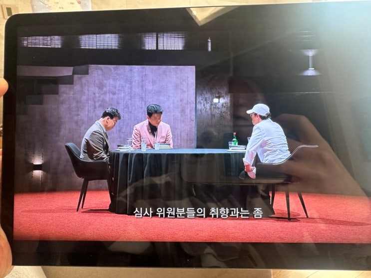  드디어 돌아온다! ‘흑백요리사 시즌3’ 제작 확정이번엔 ‘식당 vs 식당’ 계급 전쟁…참가자 모집까지 시작!