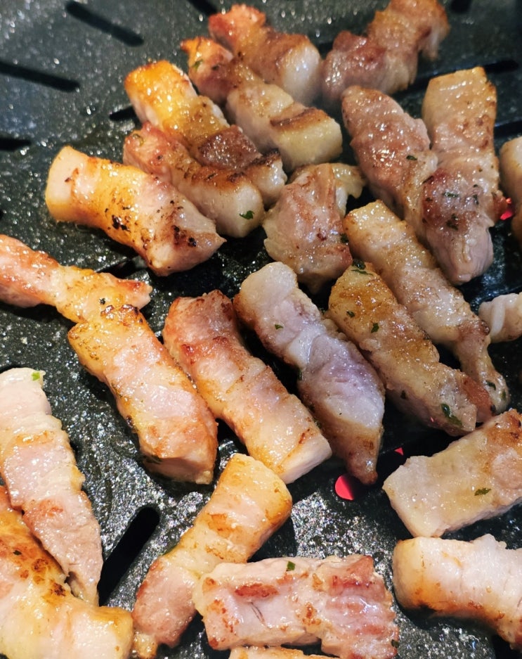  [장유율하]퀄리티 좋은 숙성삼겹살을 맛볼 수 있는 김해 율하 고기맛집 '정육단 김해율하점'