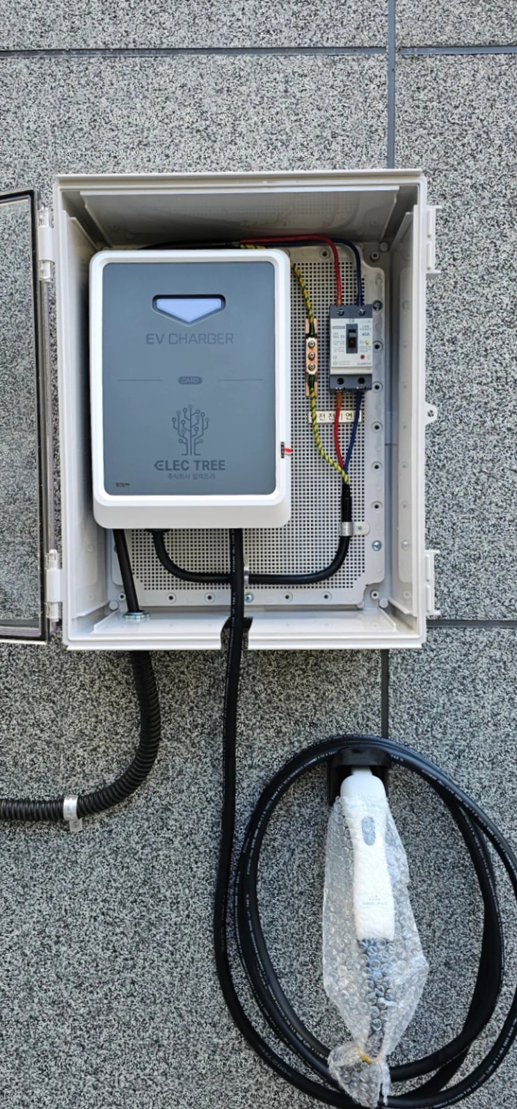  테슬라 모델 Y 프리미엄 RWD 가정용 전기차 완속 충전기 충전 요금 및 설치 비용 (전력량 계산법)