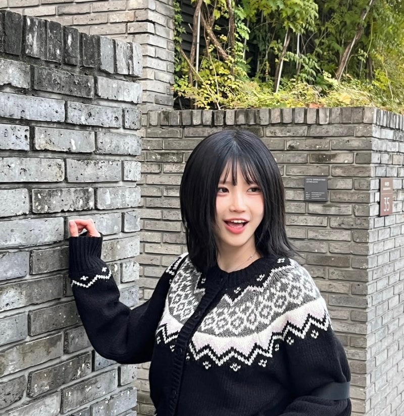 프로미스나인 송하영 단발허쉬컷 송파미용실 송파역미용실 송파동미용실 에이치플레이스주....