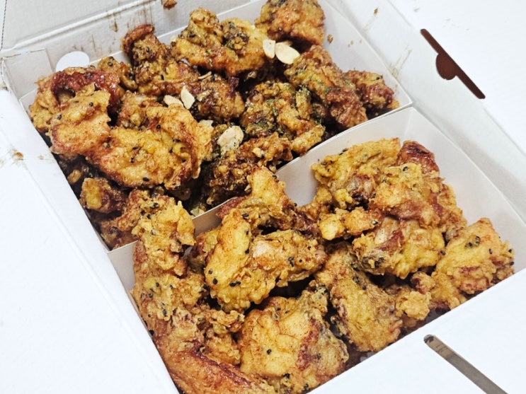  대구율하맛집 50년 전통 가마솥 깨통닭 반반 포장후기