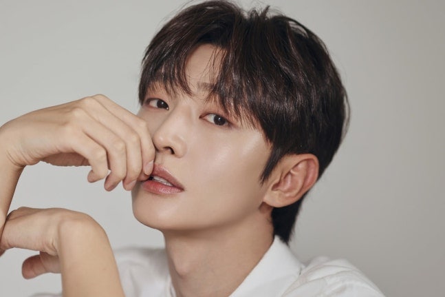 워너원 윤지성, 재결합 속내 공개 사랑에 보답하는 성실한 행보