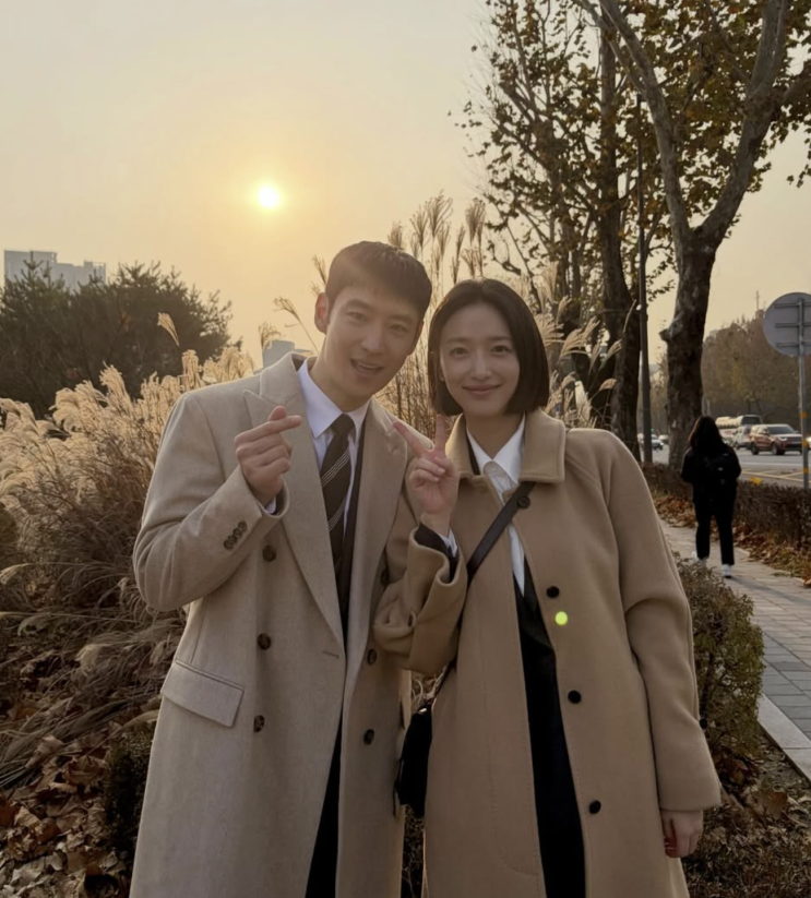  [셀럽 패션] 표예진 겨울여친룩 인스타 속 코트 착장 분석