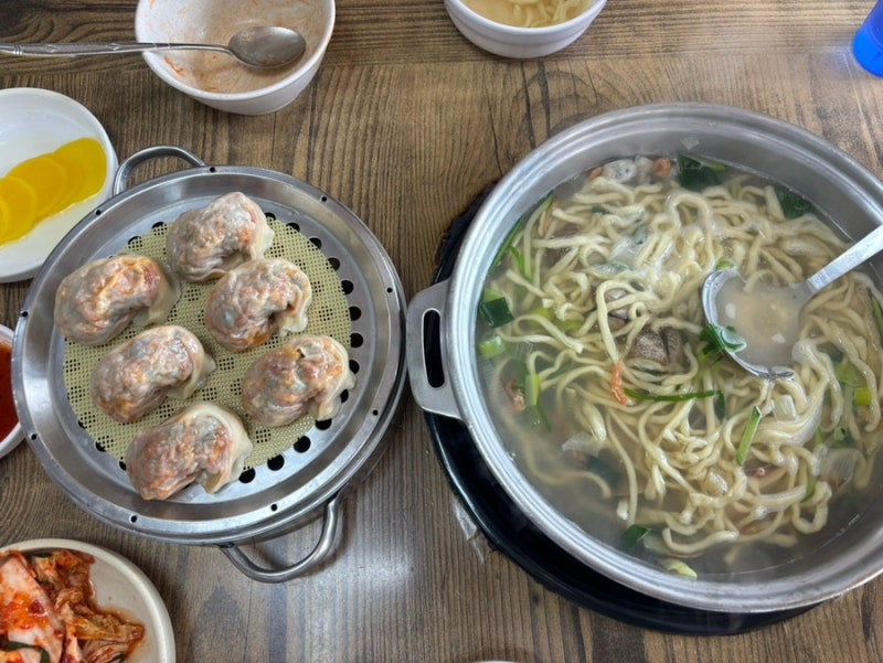 청주 용암동 맛집 봉창이 해물칼국수 김치만두도 짱맛!