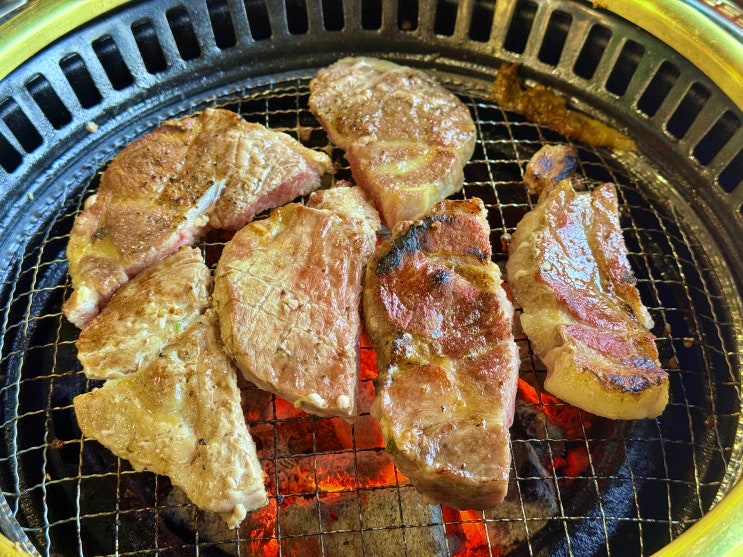  프리미엄 숙성 고기를 만나는 청년고기장수 도봉점.