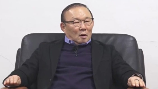   박항서 감독님 기습 귀국! 안정환 폭군 행보에 날린 통쾌한 일침?!