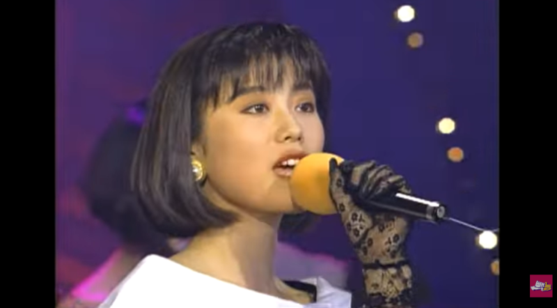 유혹 = 이재영 (대한민국의 가수 겸 뮤지컬 배우)