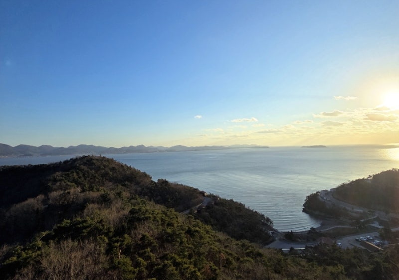 [부안 여행] 변산 자연휴양림 위도항 후기 | 시설보다 뷰! 회 한 접시와 '그라주'의 행복