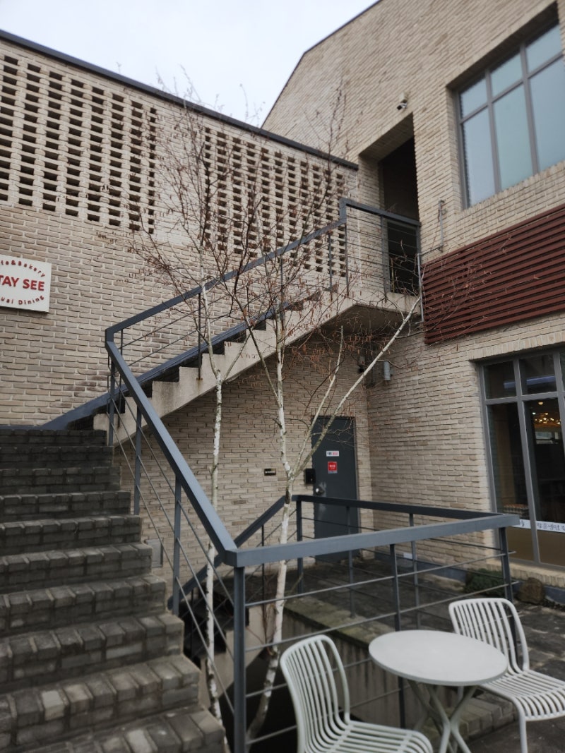 파주 토스트 무료 카페 :: 스테이씨