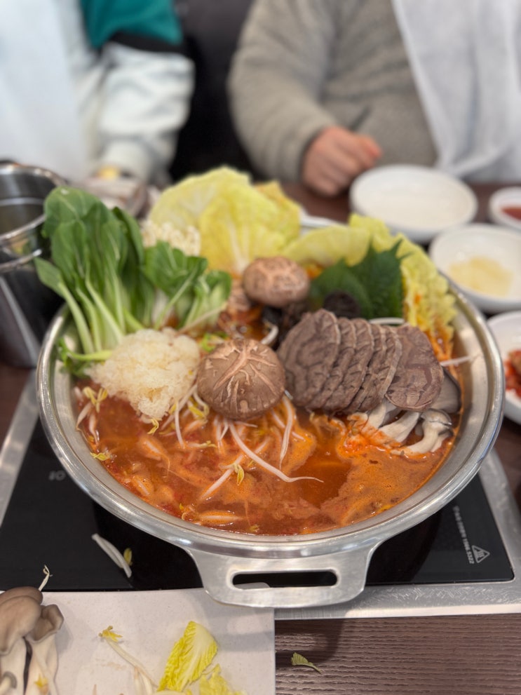  파주 만두 맛집 부모님 방문하기 좋은 헤이리 마을 부벽정평양만두