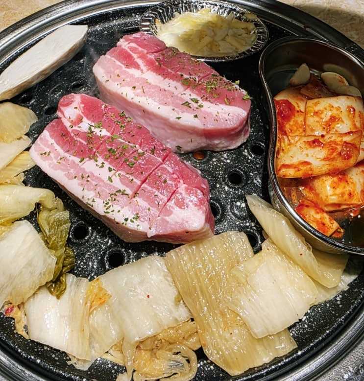  [주례동]가족외식장소로 딱 좋은 숙성삼겹살이 맛있는 사상고기집 '구사육식당 사상본점'