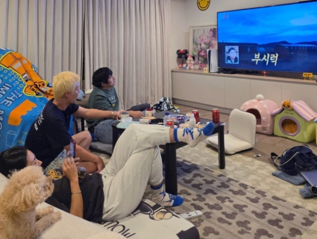  ️ 기안84 강남 이상화 옹기종기 모여 '집관' 중?! 북극 사투 뒤에 숨겨진 꿀맛 휴식!