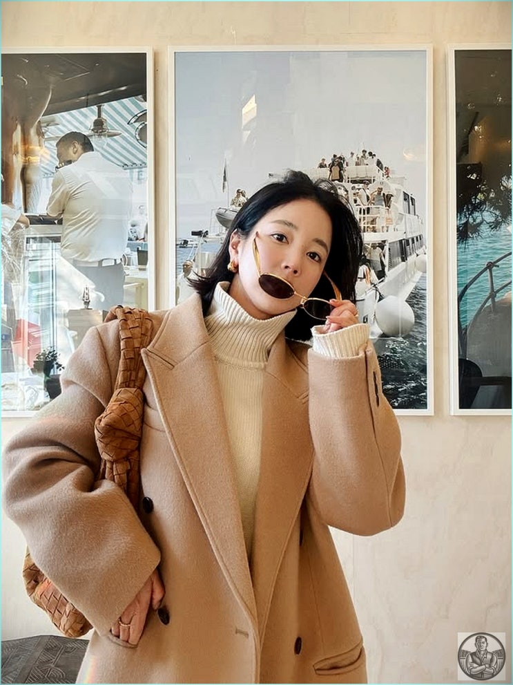  "가방이 몸만 하네?"... 기은세가 든 650만 원대 보테가베네타