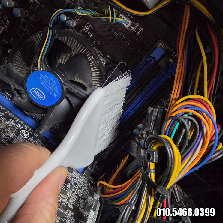  용산 컴퓨터수리 부팅중 블루스크린 DDR3 8GB 메모리 접불 출장 해결