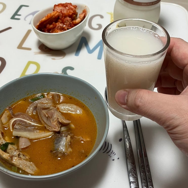  추운 겨울 집에서 즐기는 백암왕순대 순대국밀키트 오소리순대국과 전통순대국 리얼 후기