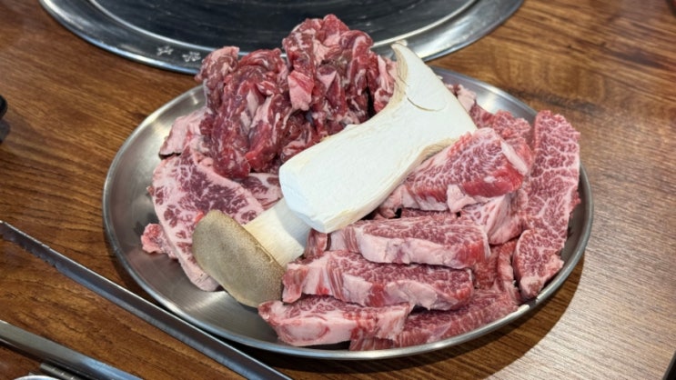  마곡나루역 고깃집 ,점심 맛집 - 청우 마곡본점 1++ 한우 한짝 세트, 육회비빔밥, 비빔냉면