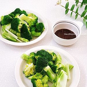 브로콜리 데치기 브로콜리 전자레인지 찌기 비교 시간 몇 분 세척 손질