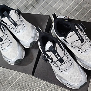 블랙야크 트레일 엑스 01 GTX SILVER 운동화 후기