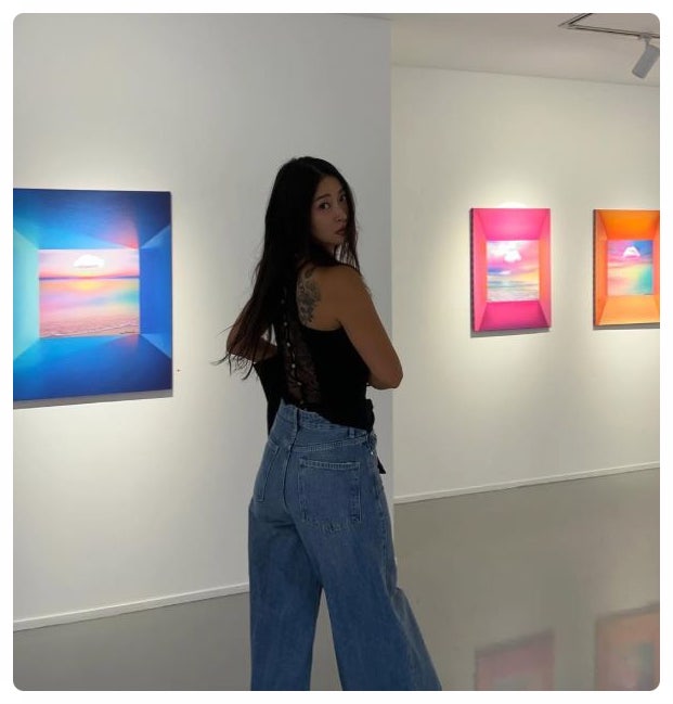 샤크라 황보 인스타 근황 톱 데님 팬츠 패션 일상 프로필 나이 데뷔