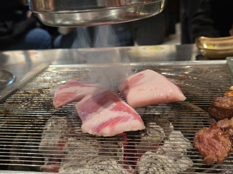  도선동 맛집 금화돼지 왕십리본점, 숙성 제주산 고기 맛이 다르네.